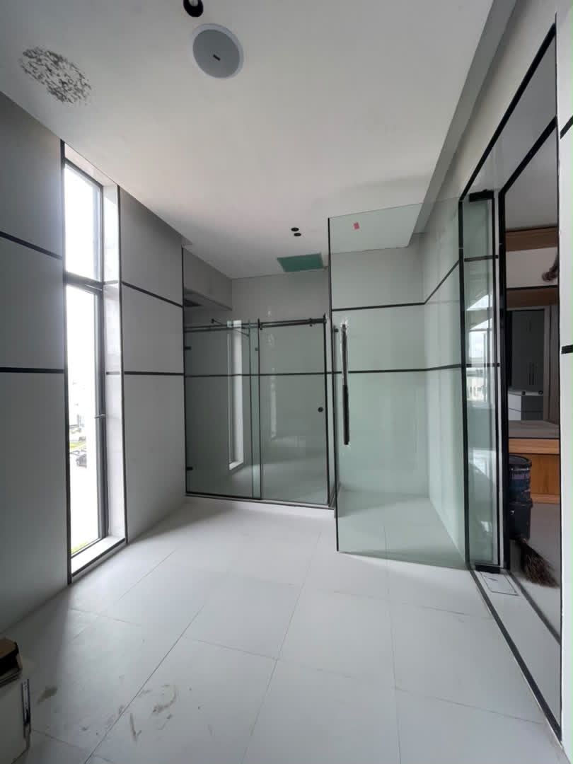 5 Bedroom Detached Duplex