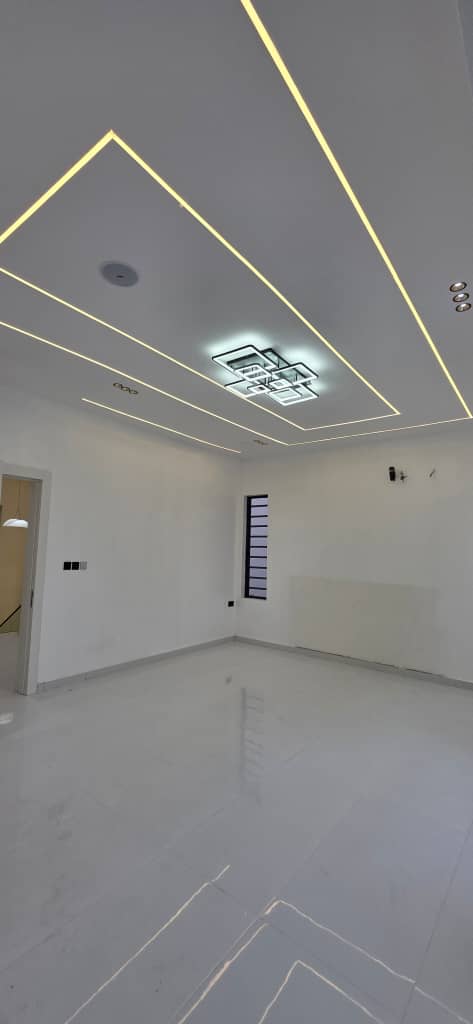 4 Bedroom Detached Duplex
