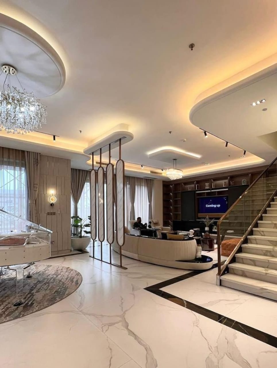 4 Bedroom Maisonette with 2 BQs