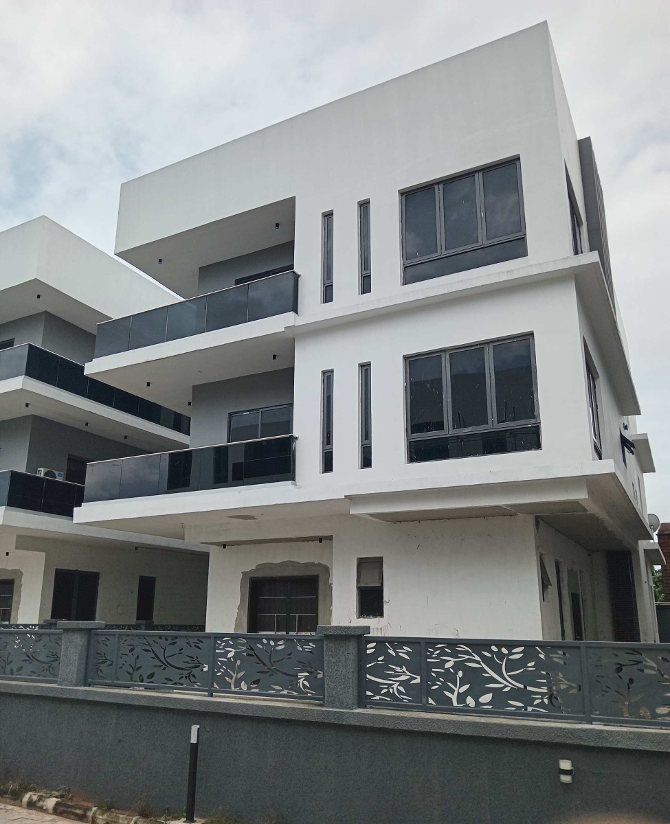 6 Bedroom Duplex Ikoyi