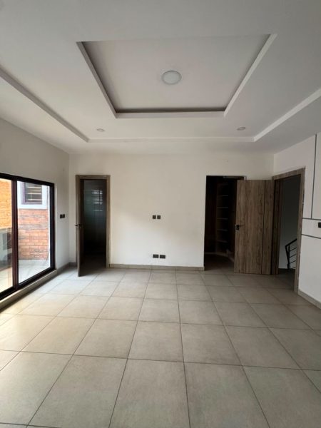 4 Bedroom Duplex, Ajah.