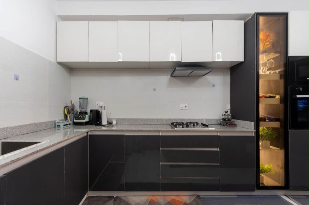 2 Bedroom Apartment in Lekki phase1, Admiralty way.