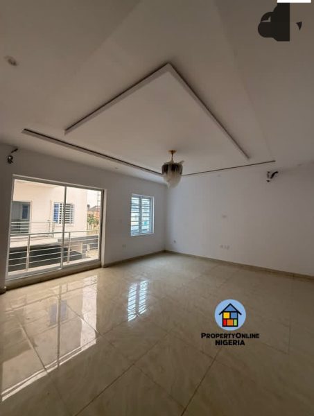 Modern 4-Bedroom Terrace And Semi-Detached Duplex Ogudu GRA