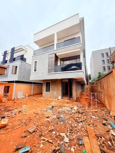 5 Bedroom Detached Duplex in Ikeja GRA, Lagos