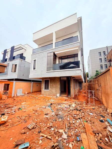 5 Bedroom Detached Duplex in Ikeja GRA, Lagos