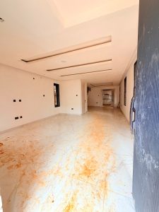 5 Bedroom Detached Duplex in Ikeja GRA, Lagos