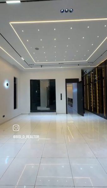5 Bedroom Duplex in Lekki
