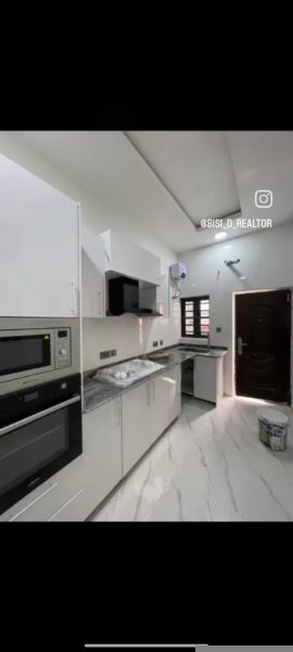 1 And 2 Bedroom Apartment In Lekki