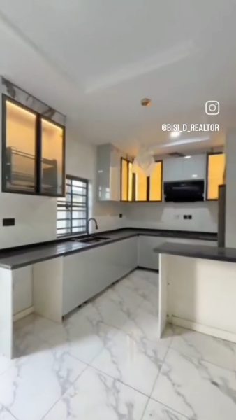 3 Bedroom Duplex In Lekki