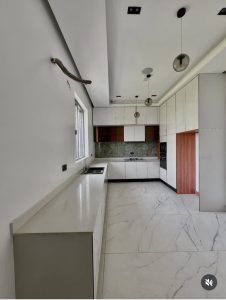 6 BEDROOM FULLY DETACHED HOME IN IKATE, LEKKI