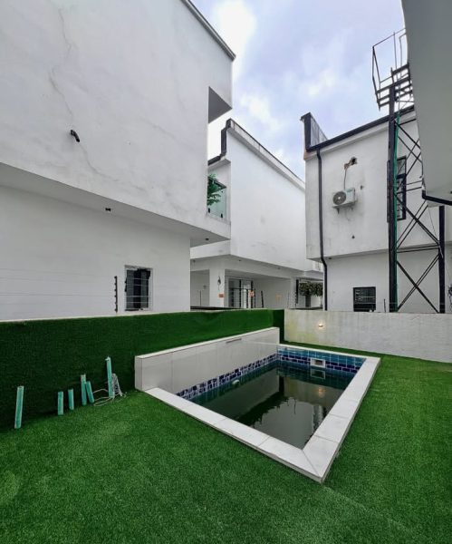 5 Bedroom Fully Detached Home In Ajah