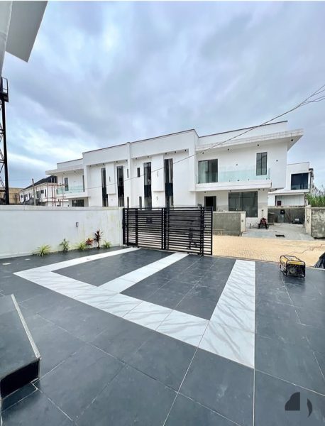 4 BEDROOM FULLY DETACHED HOME IN AJAH LAGOS