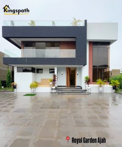 5 Bedroom Fully Detached House in Royal Garden, Ajah