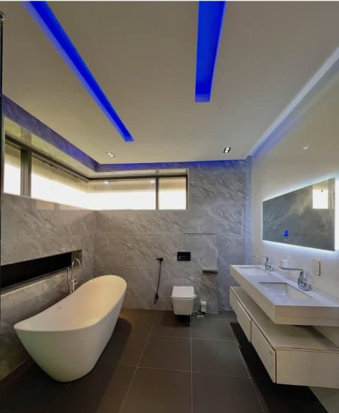 5 Bedroom Fully Detached House in Royal Garden, Ajah