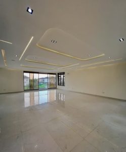 5 Bedroom Fully Detached House in Royal Garden, Ajah