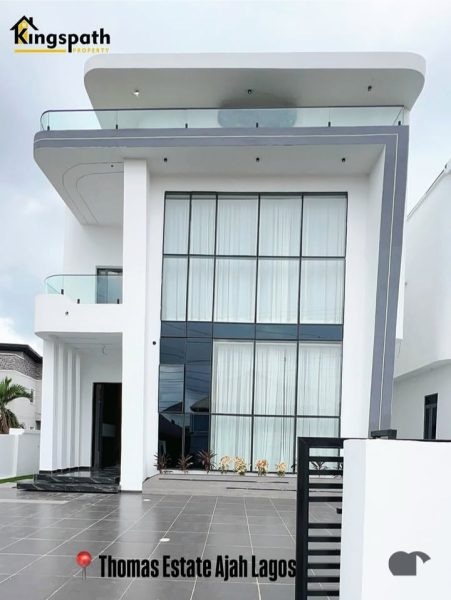 4 Bedroom fully detached duplex In Ajah