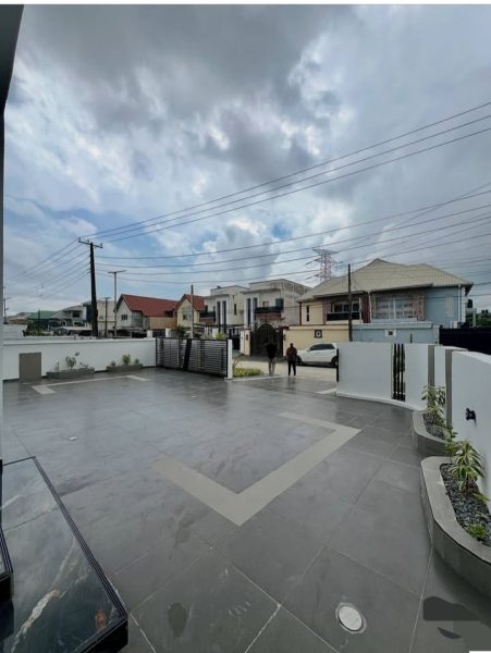 4 Bedroom fully detached duplex In Ajah