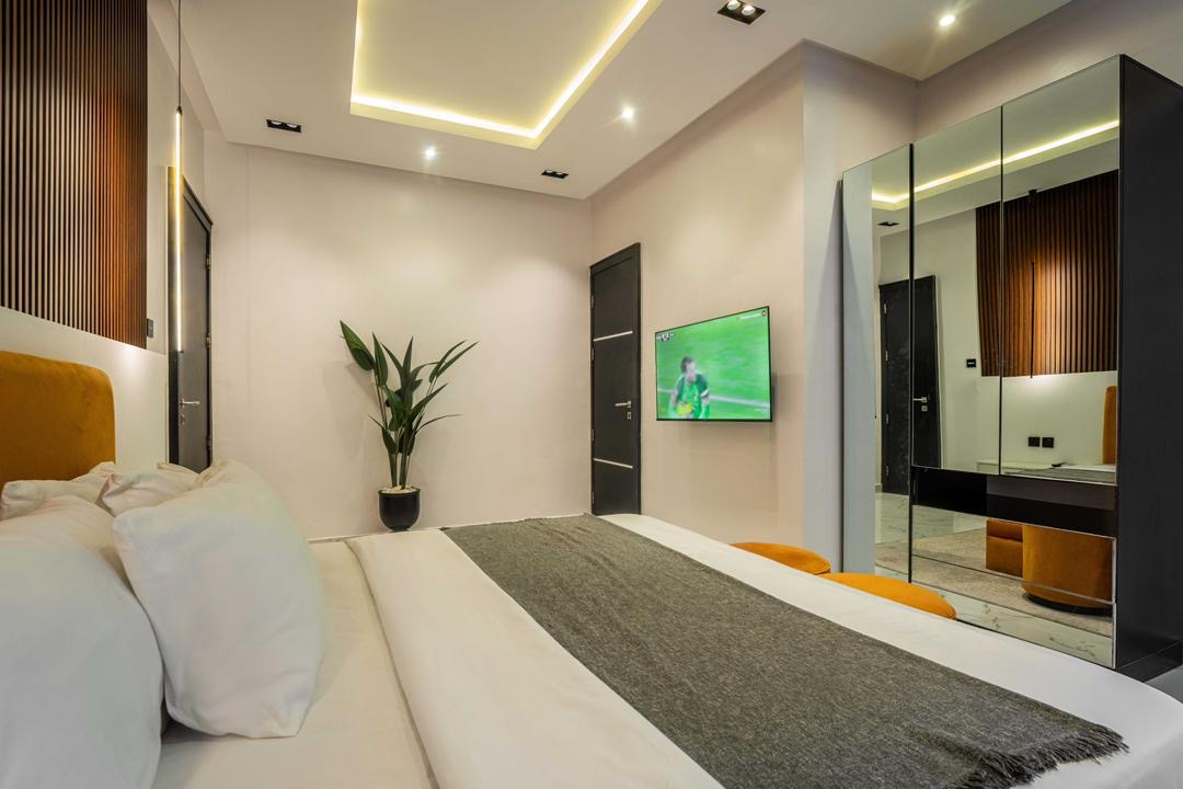 2 Bedroom Apartment in penthouse lekki phase1