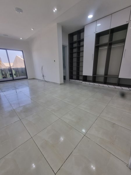 4 Bedroom Terrace House