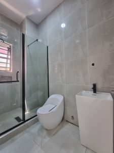 4 Bedroom Terrace House