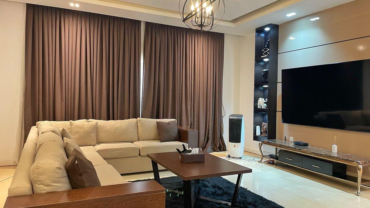 3 BEDROOM FURNISHED APARTMENT