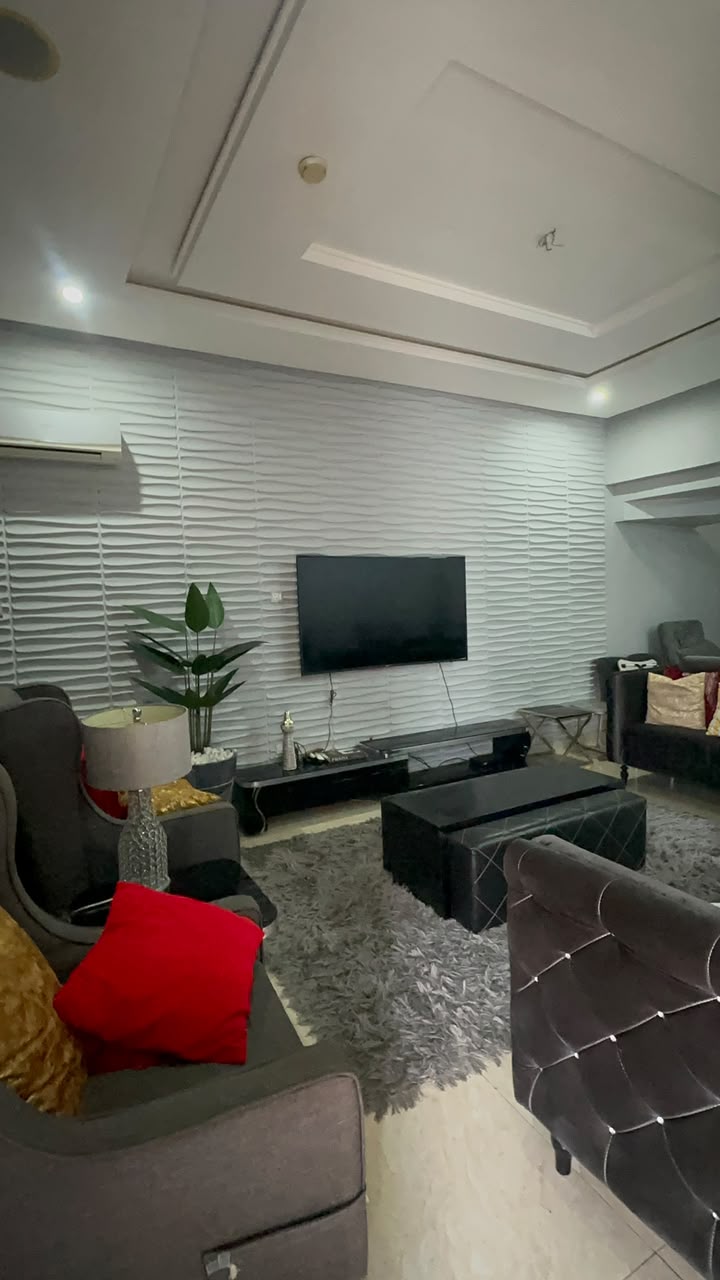 3 BEDROOM FURNISHED APARTMENT