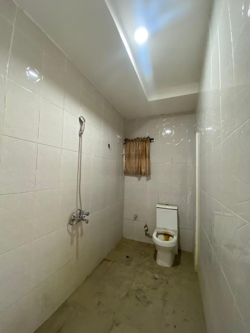 Fully Furnished 2 Bedroom Apartment in a Serviced Estate