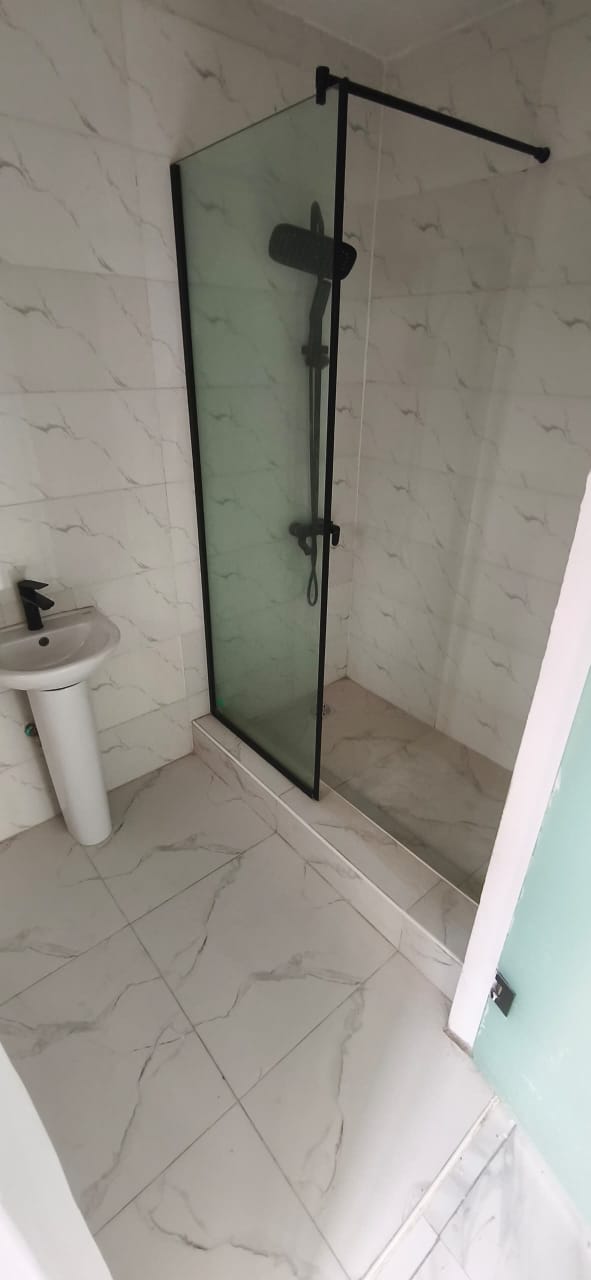 3 BEDROOM LUXURY APARTMENT – IKOYI