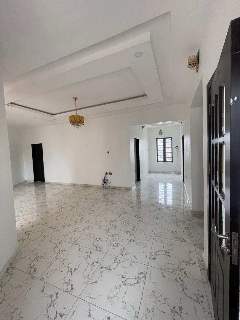 2 BEDROOM APARTMENT IKATE LEKKI