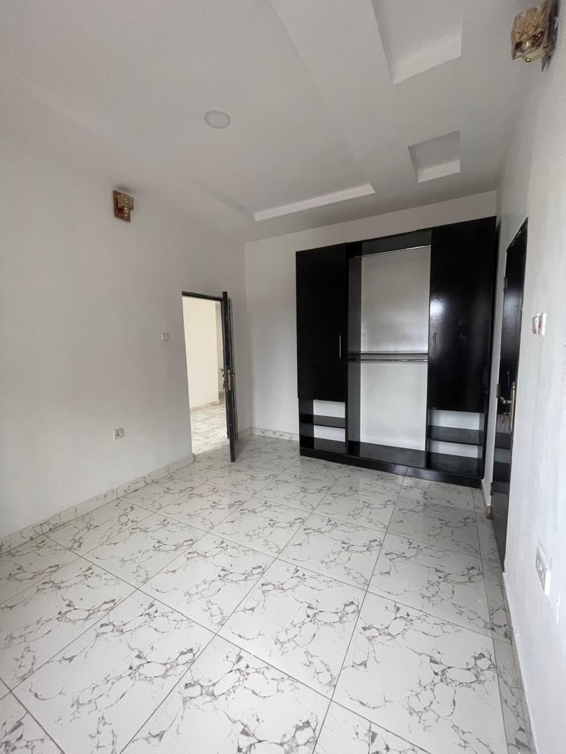 2 BEDROOM APARTMENT IKATE LEKKI