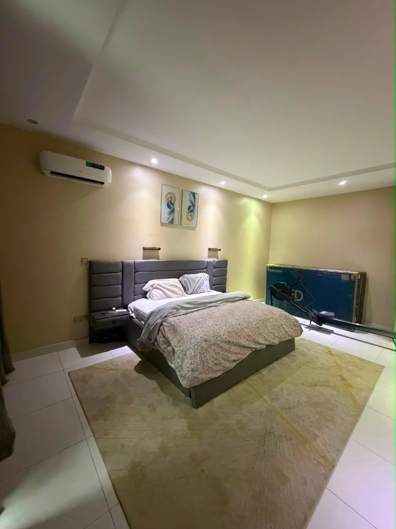 4 Bedroom Terrace Triplex with BQ
