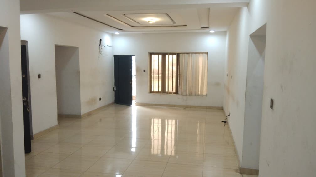 3 BEDROOM APARTMENT