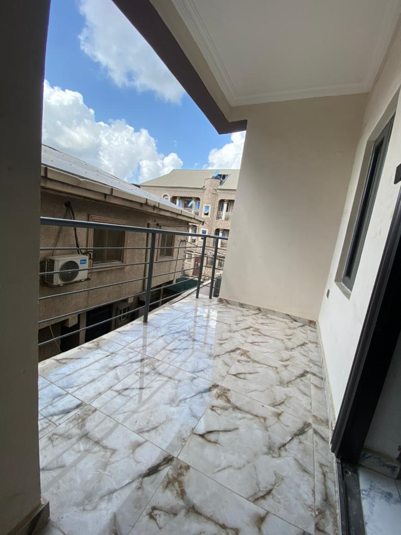 1 BEDROOM APARTMENTS