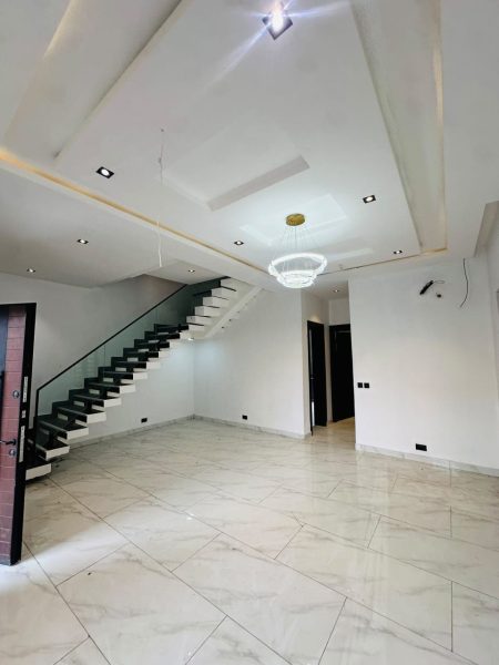 4 BEDROOM DUPLEX GOLDEN PARK ESTATE’ AJAH