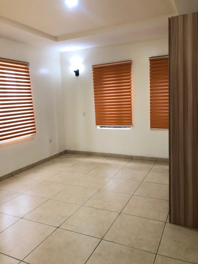 3 BEDROOM FULLY FURNISHED APARTMENT