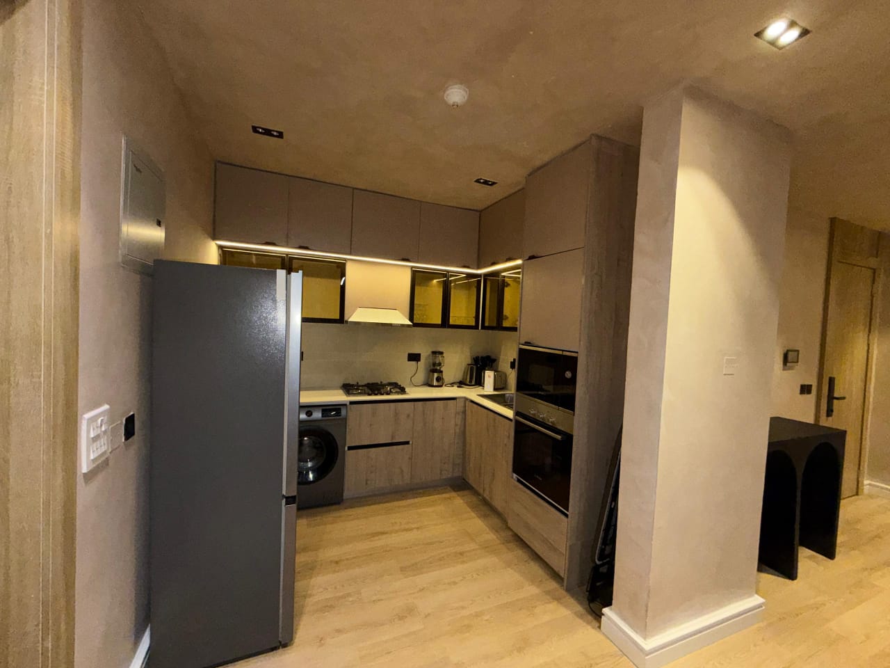 Furnished 2 Bedroom Apartment