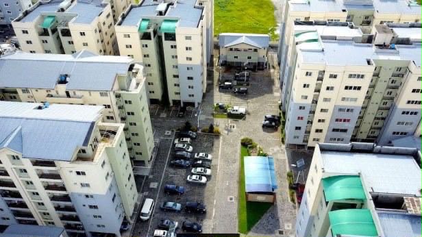 FULLY SERVICED 3 BEDROOM APARTMENT