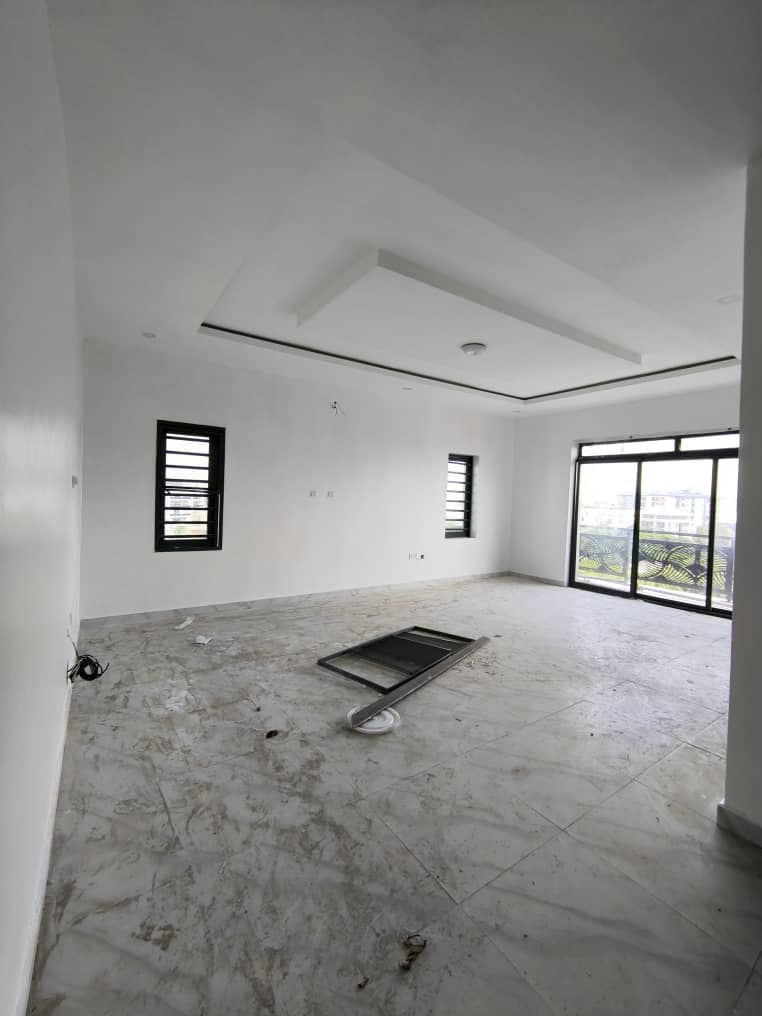 3 Bedroom Apartment With BQ and Swimming pool