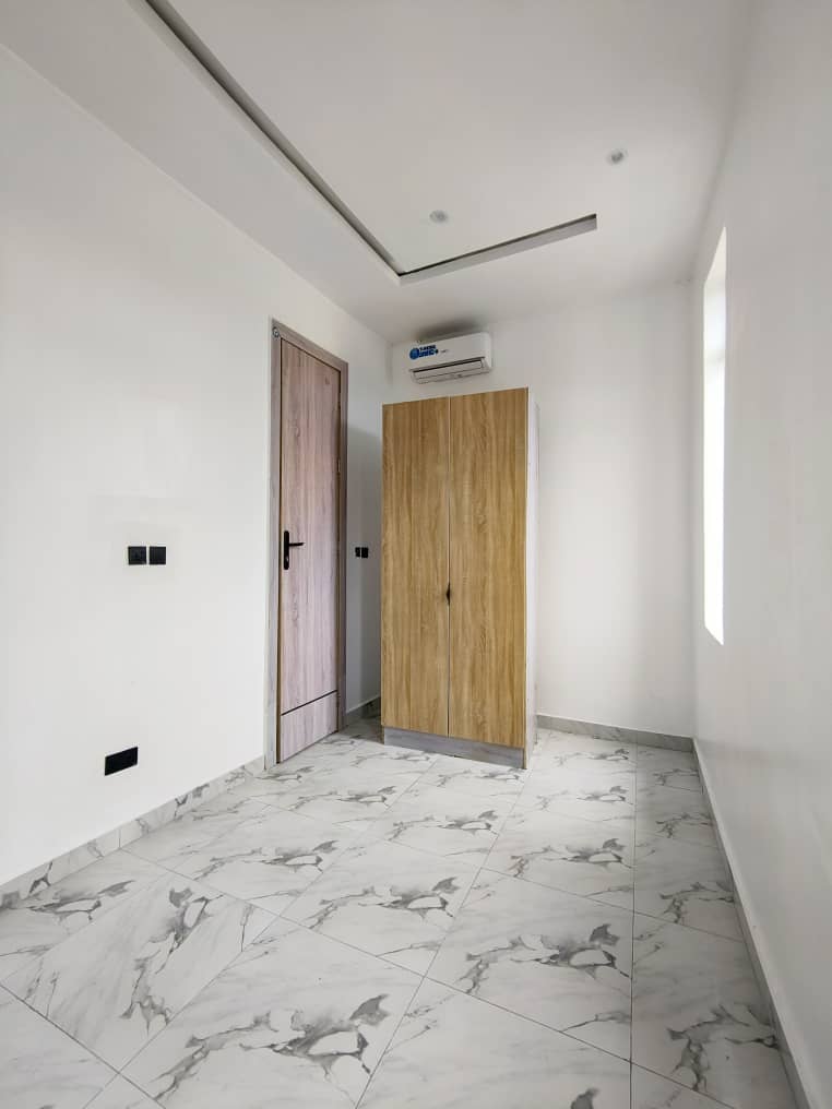 5 Bedroom Fully Detached With BQ