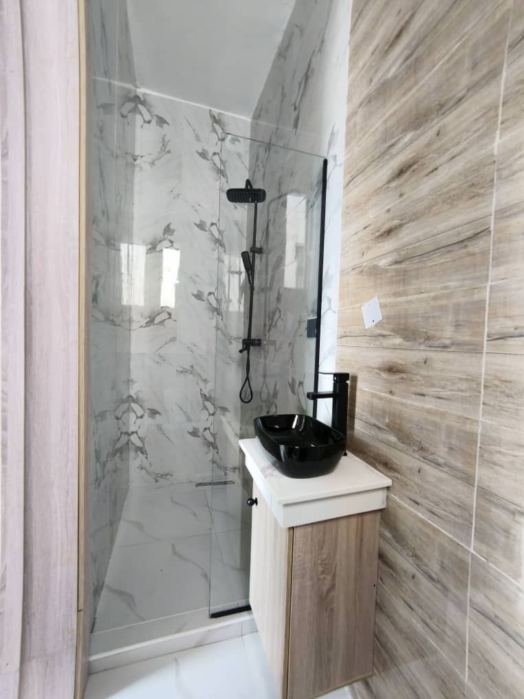 5 Bedroom Fully Detached With BQ