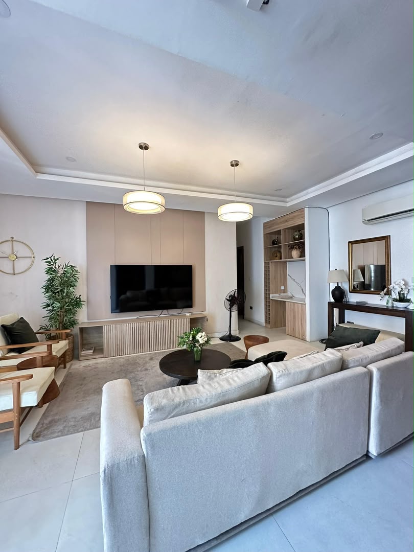 3 BEDROOM BANANA ISLAND