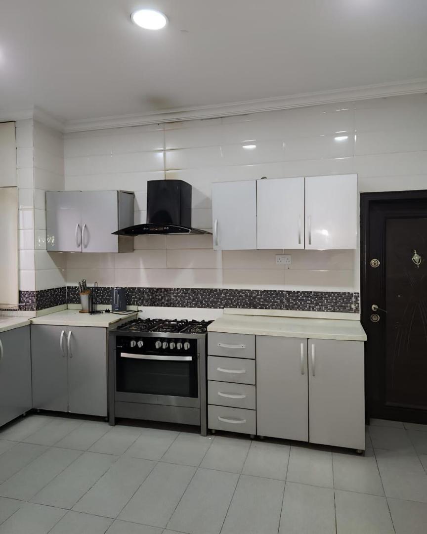 3 Bedroom Apartment with BQ