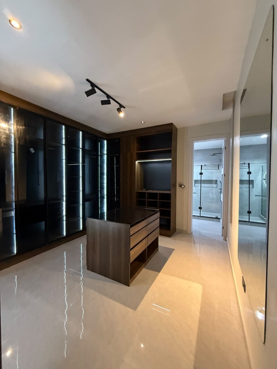 5 Bedroom luxury Duplex