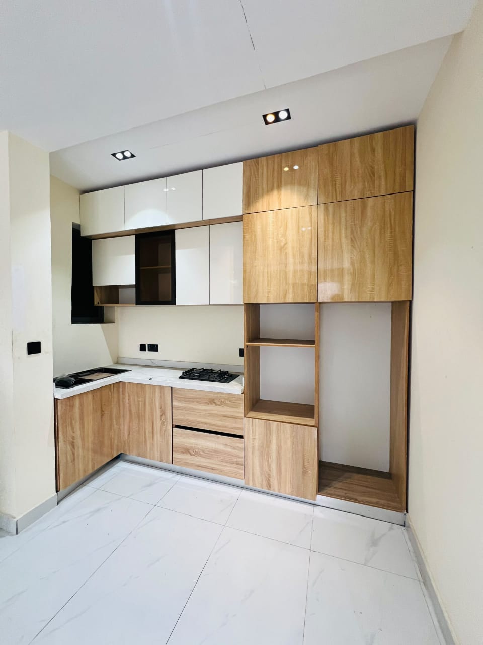 2 Bedroom Apartment with Swimming Pool