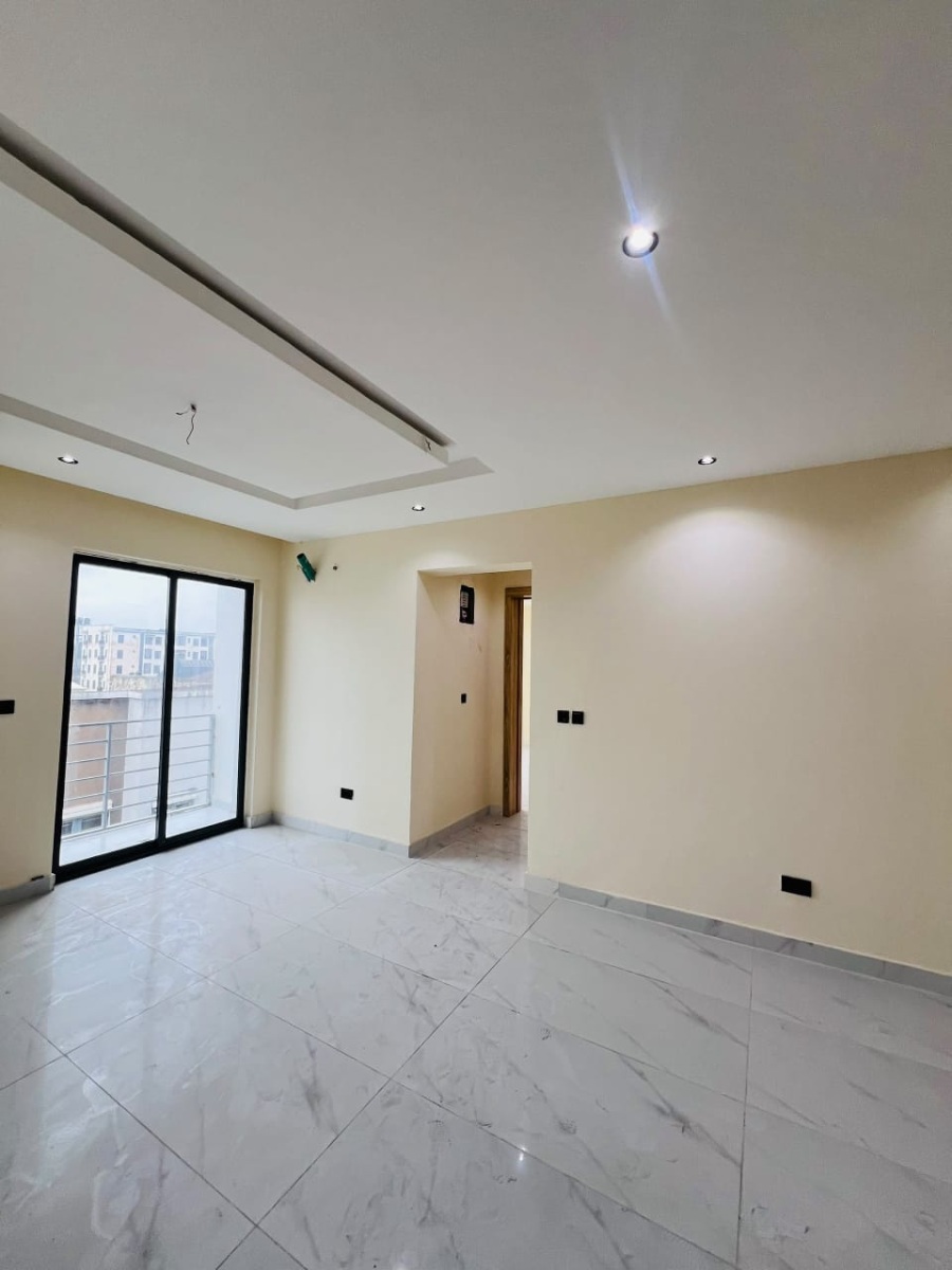 2 Bedroom Apartment with Swimming Pool