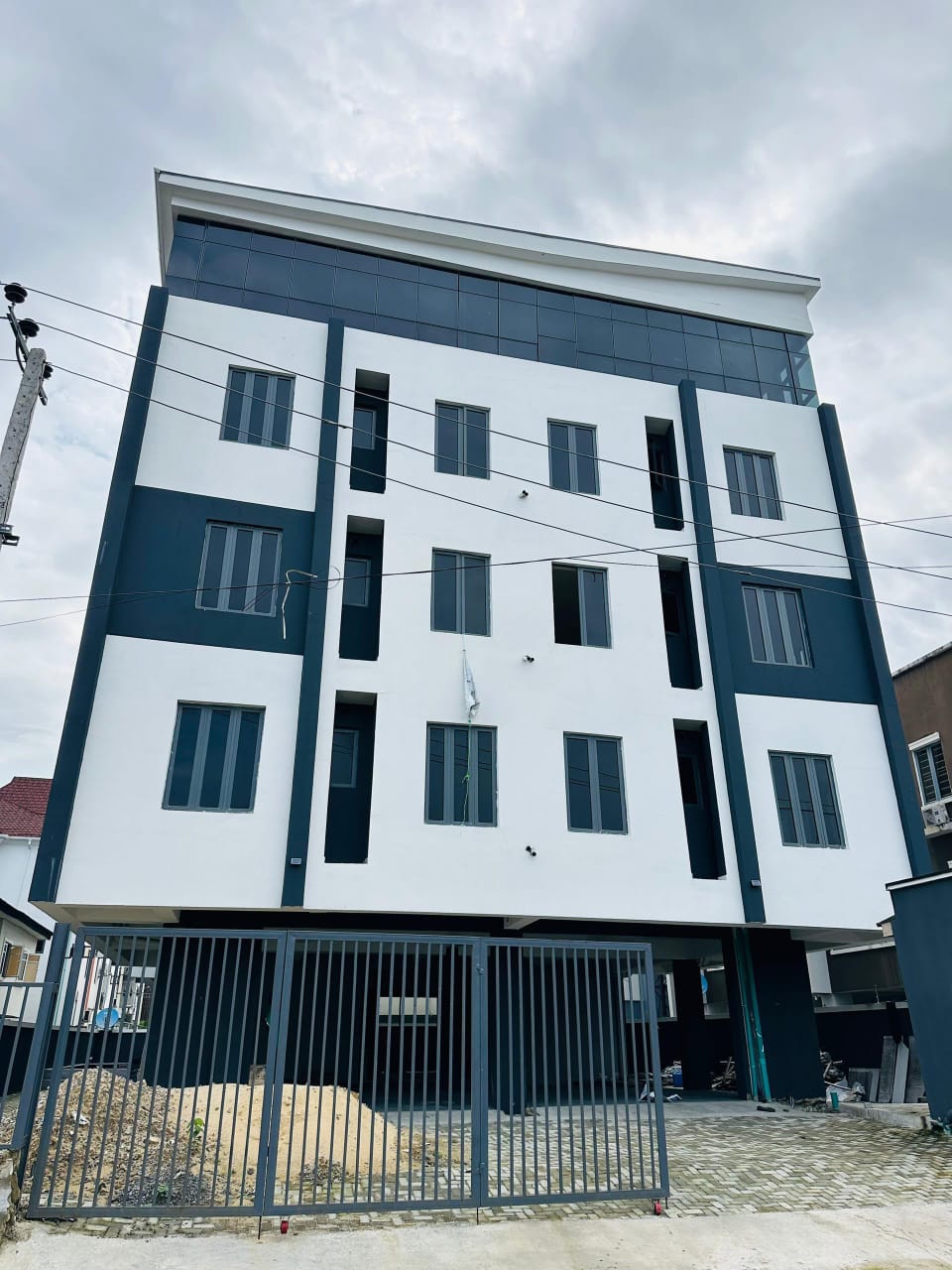 2 Bedroom Apartment with Swimming Pool