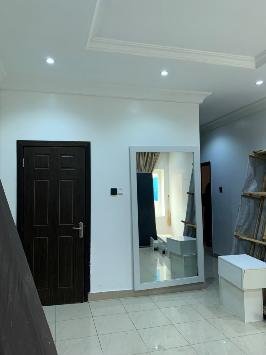 3 Bedroom Flat with Room BQ