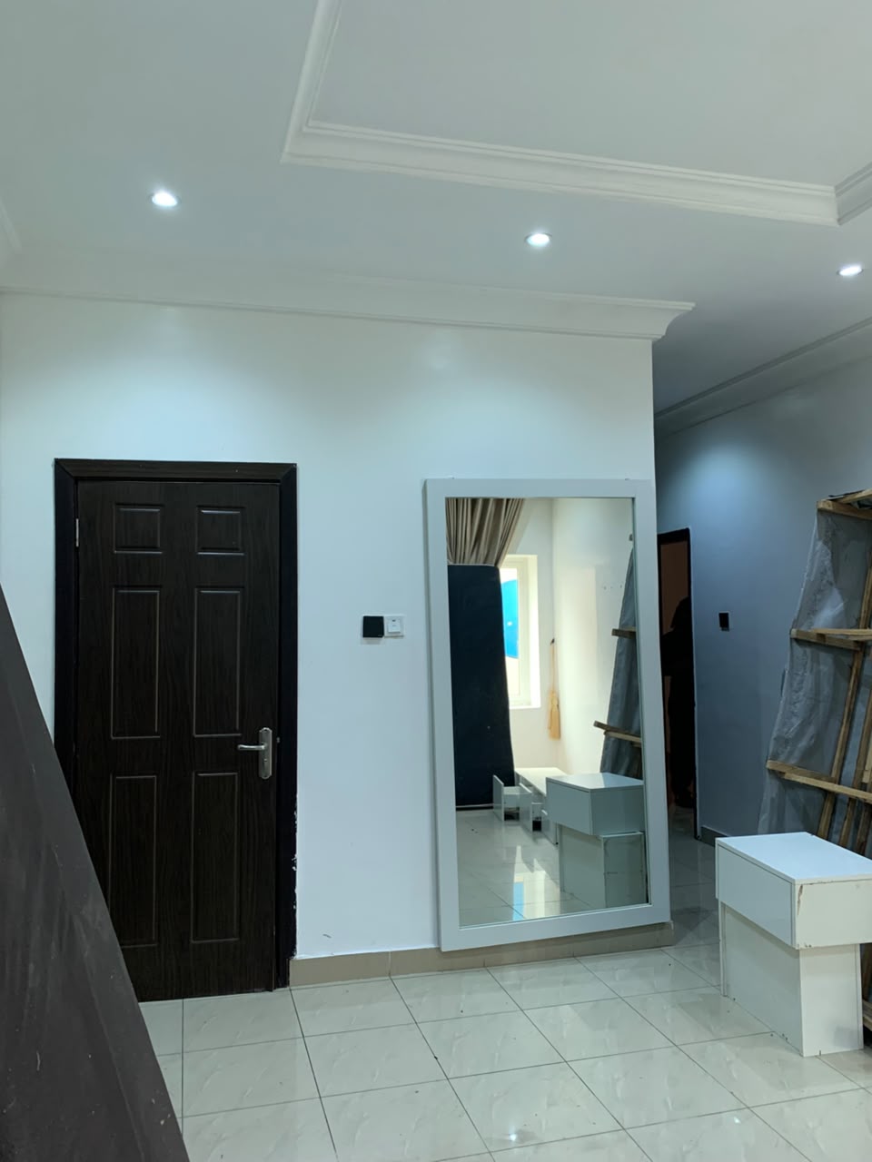 3 Bedroom Flat with Room BQ