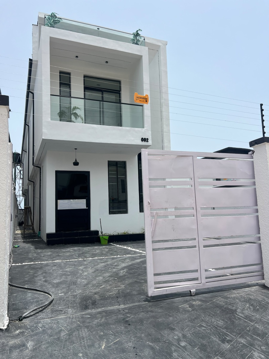 Fully Furnished One Bedroom and Parlor (Mini-flat)