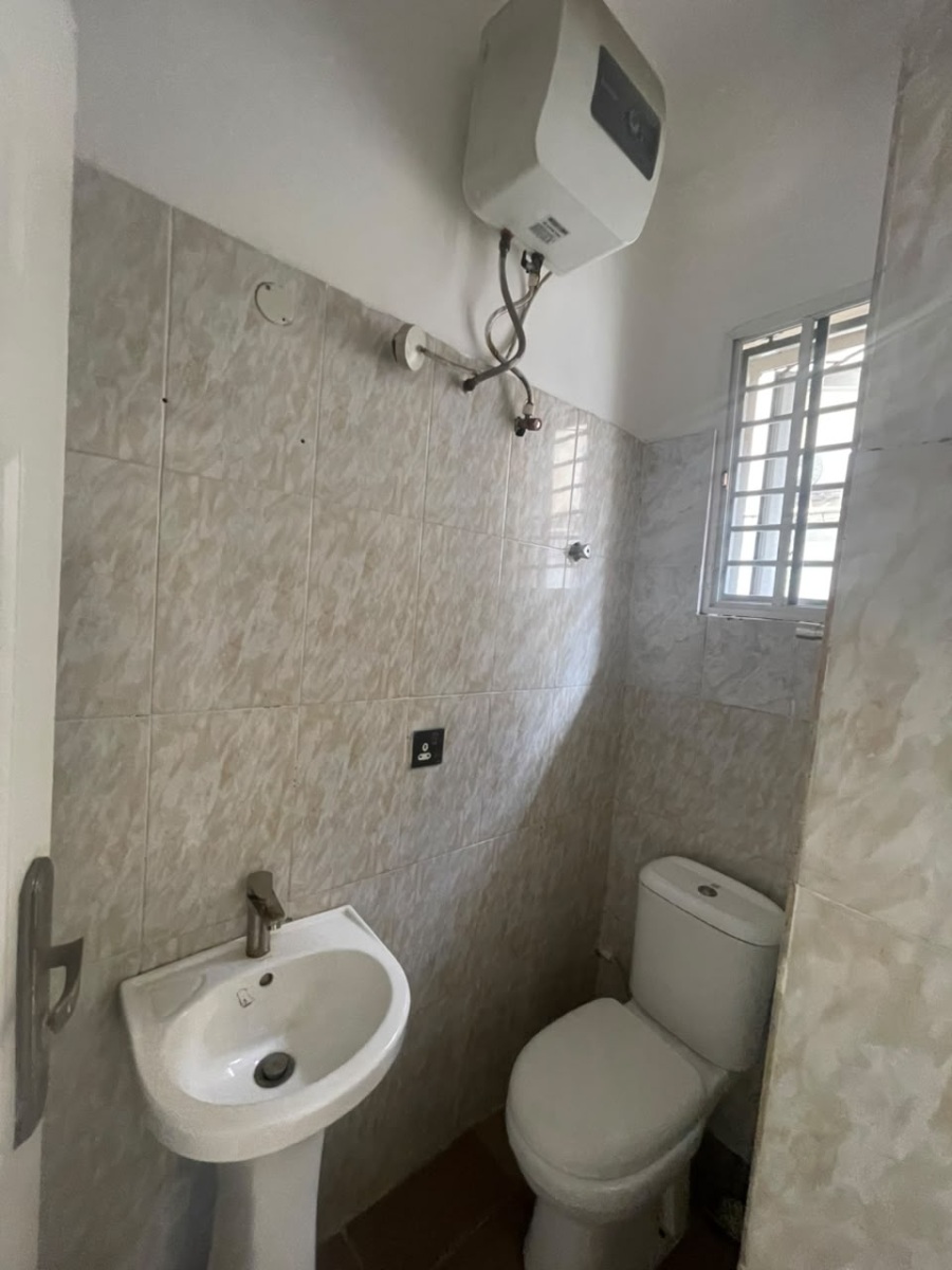 4 BEDROOM SEMI-DETACHED DUPLEX
